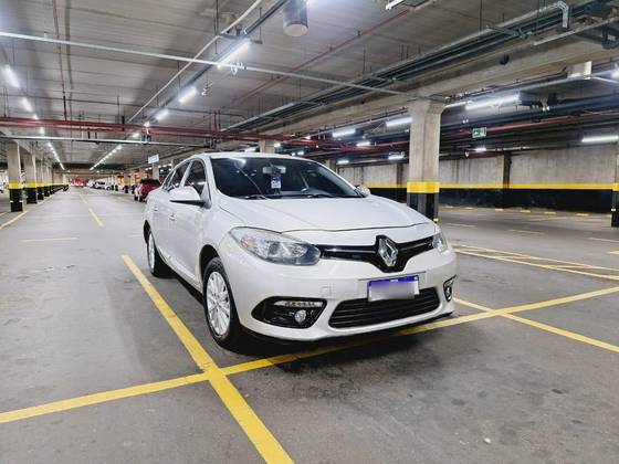 RENAULT FLUENCE 2.0 DYNAMIQUE 16V FLEX 4P AUTOMÁTICO RENAULT FLUENCE 2.0 DYNAMIQUE 16V FLEX 4P AUTOMÁTICO